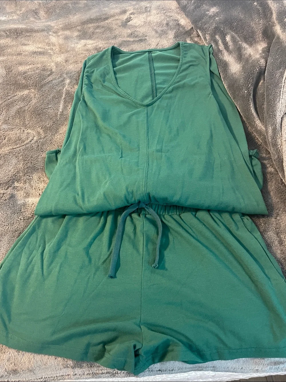 Casual Deep-Green V-Neck Matching Set